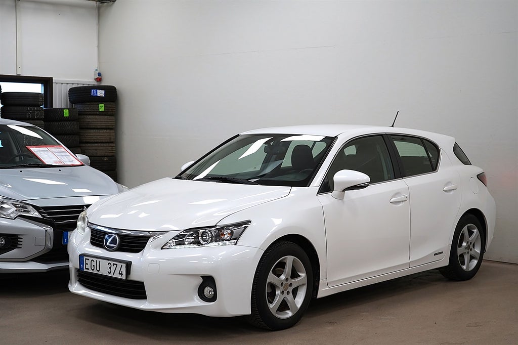 Lexus CT 200h HYBRID COMFORT B-KAMERA NYSERVAD
