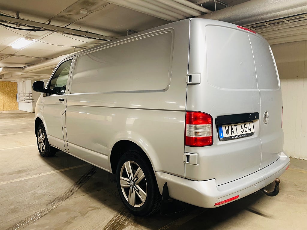 Volkswagen Transporter 2015 - miniatyr 3
