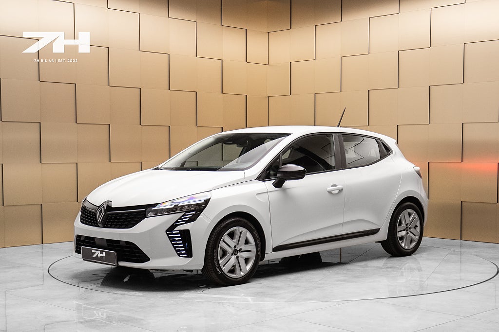 Renault Clio E-TECH Evolution / Kampanjränta 3.99% / 