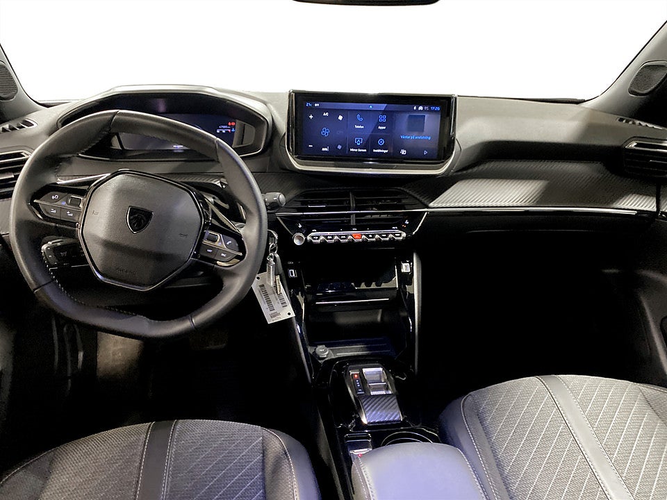 Bild på Peugeot 2008 Allure 1.2 PT 130hk B-KAMERA CARPLAY
