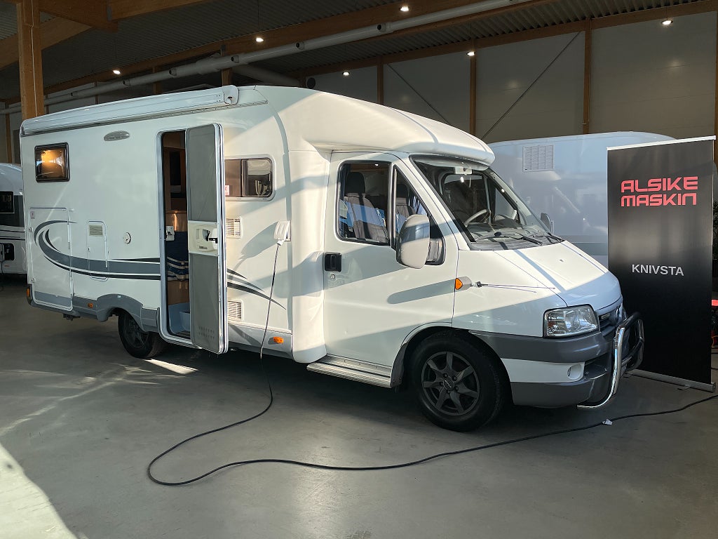 McLouis Glen 364 / AC bodel / B-körkort / Fint skick / Stort Garage