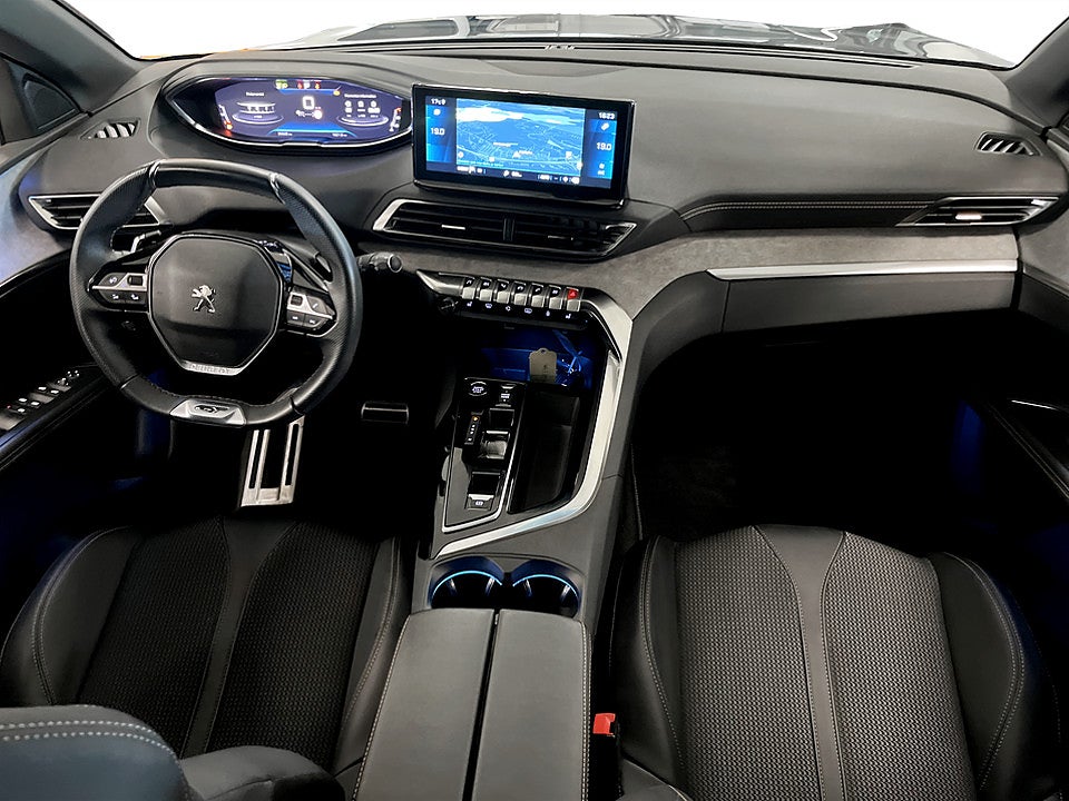 Bild på Peugeot 3008 GT 1.2 PT 130hk Aut B-KAMERA CARPLAY