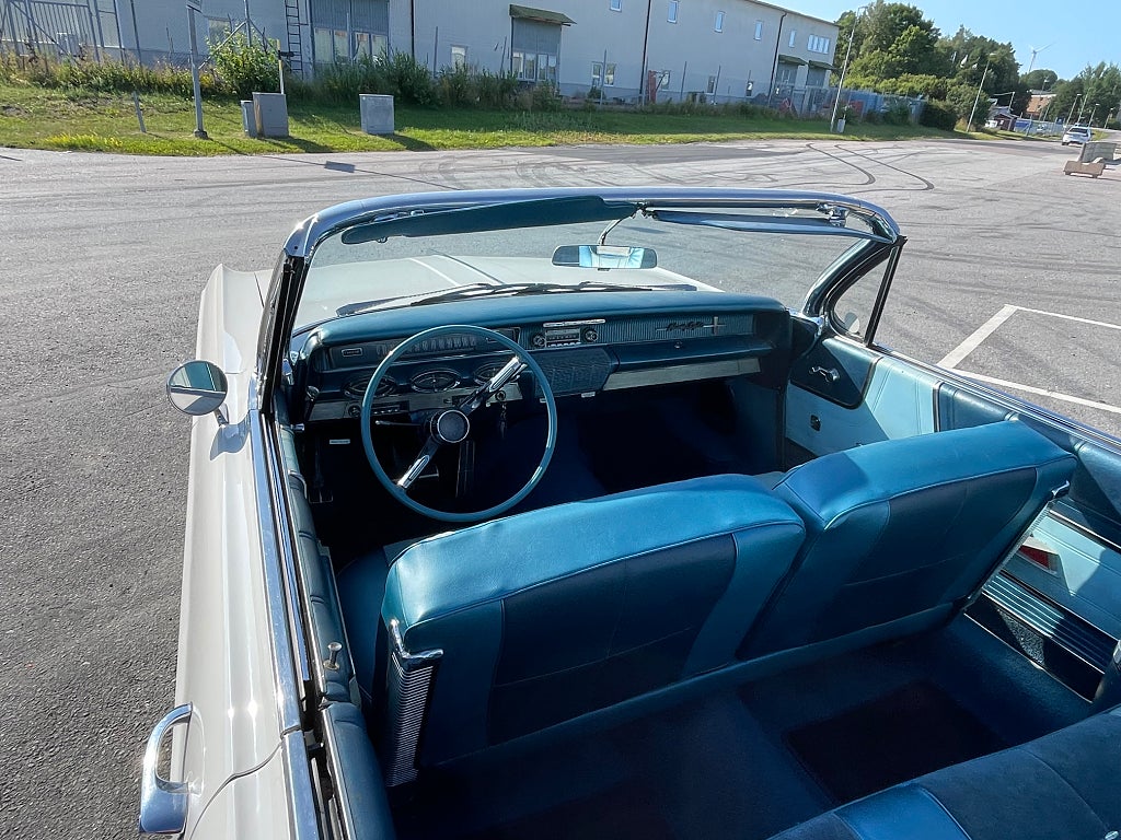Oldsmobile 98 Classic Ninety-Eight Convertible Coupé 6.5 V8