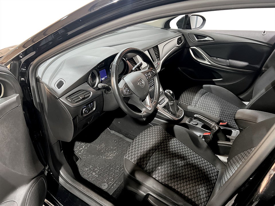 Bild på Opel Astra Enjoy 1.0 EDIT P-SENSORER RATTVÄRME 105hk