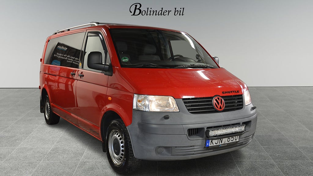Volkswagen Shuttle T28 2.0 DRAG-K 9-SITS BESIKTAD HEMLEV DRAG SoV 