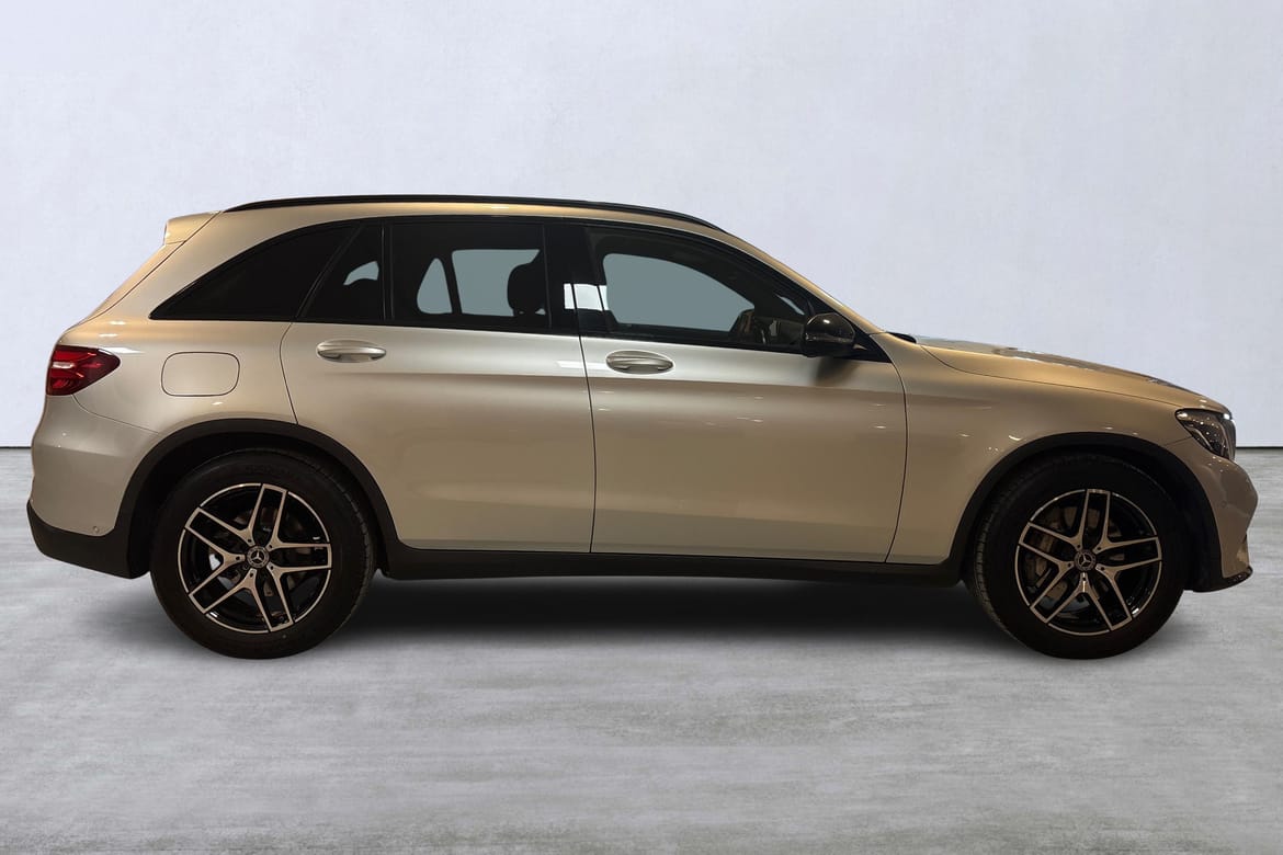 Mercedes-Benz GLC 220d 4Matic AMG-Line 2019, photo 3/10