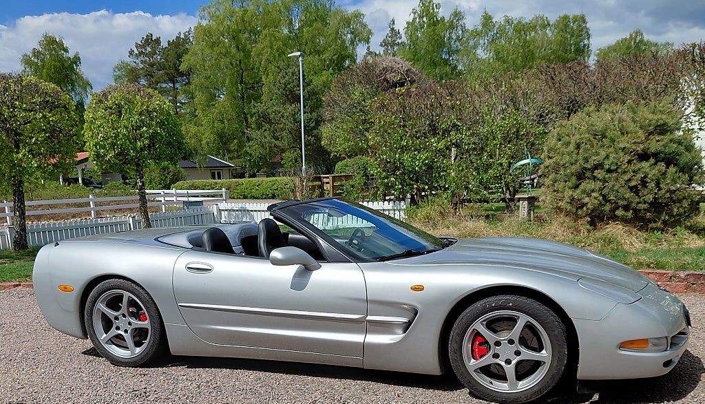 Chevrolet Corvette  C-5 Cabriolet 5.7 V8 Hydra-Matic  LÅGMILARE