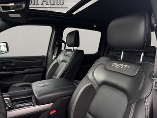 Transportbil - Flak RAM Crew Cab V8 HEMI 11 av 12