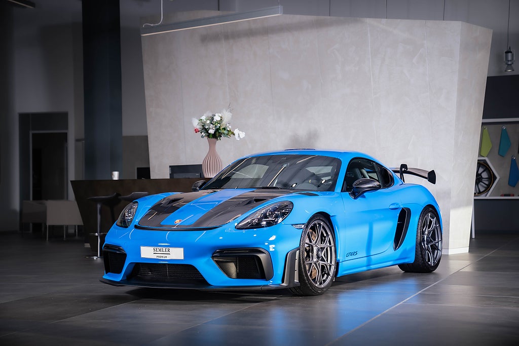 Gallery image 1 of 22