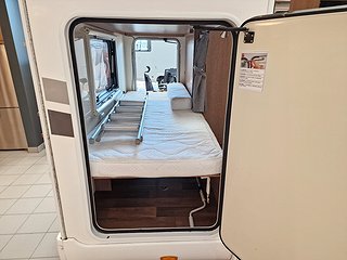 Husbil-halvintegrerad Mc Louis MC2 22 6 av 23