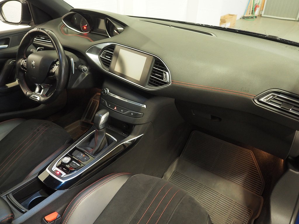 Peugeot 308 SW 2.0 BlueHDi EAT 180hk GT | Pano | Navi | Drag 2016