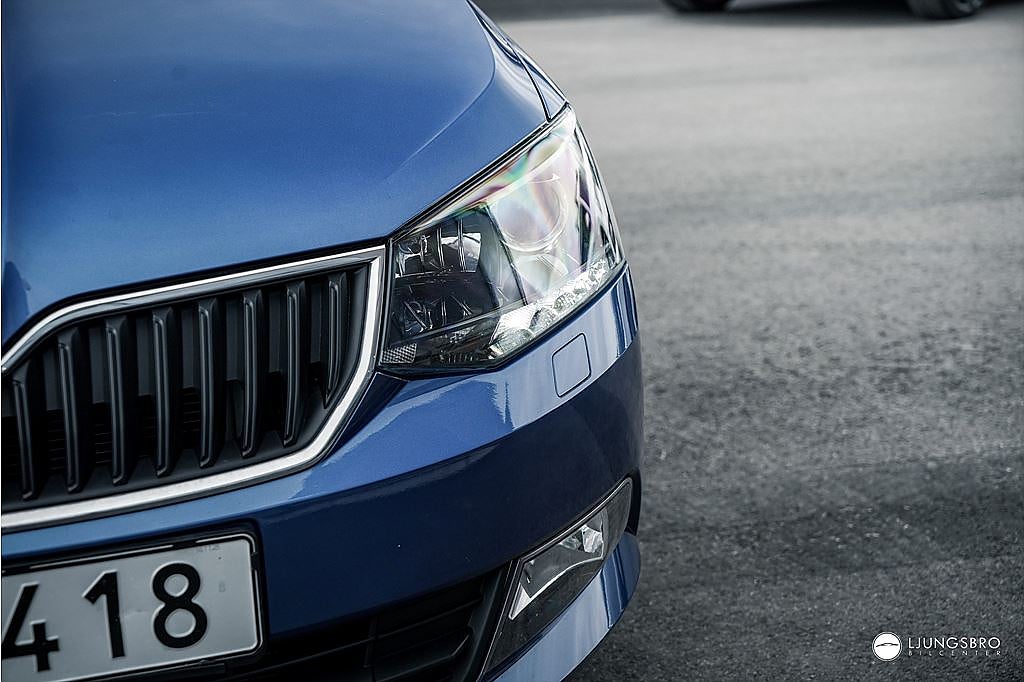 Skoda Fabia 1.2 TSI DSG 110hk / PDC / Lågmilad