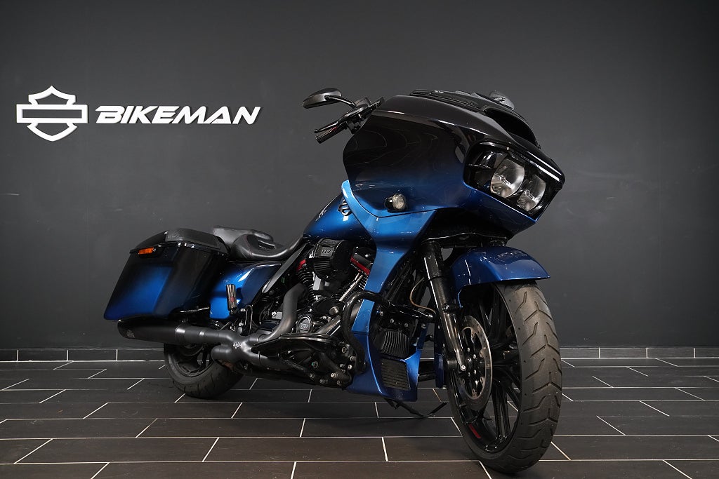Harley-Davidson FLTRXSE CVO Road Glide 131" Stage 4 Dr.Jekill & Mr.Hyde