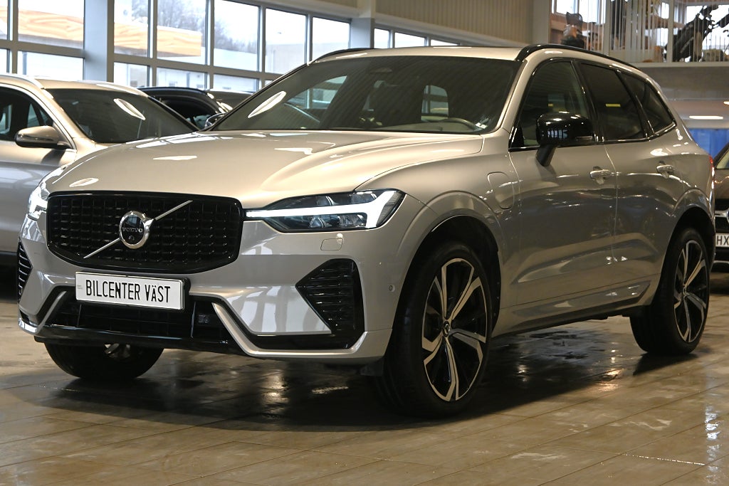Volvo XC60 Recharge T8 AWD R-Design Pano H/K 21"