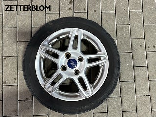 Halvkombi Ford Fiesta 18 av 19