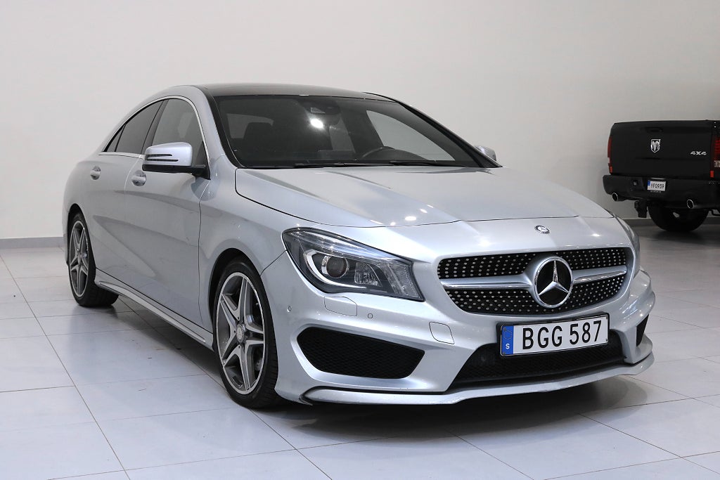 Mercedes-Benz CLA 220 d AMG Line / Panorama / H&K / Backkamera