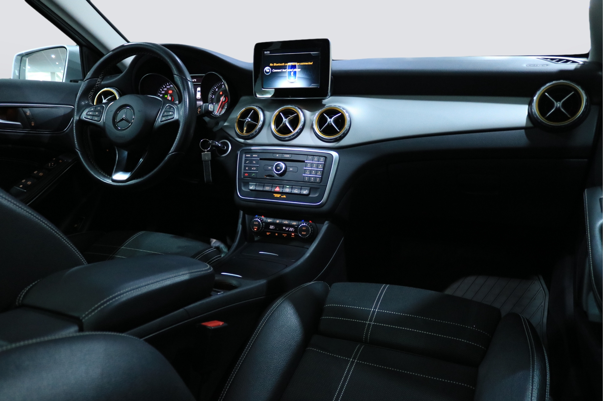 Mercedes-Benz GLA 200 7G-DCT Urban Line 2017, bild 7/51