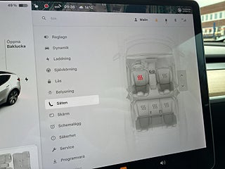 Tesla Model Y Long Range AWD Navi/Elstol/Pano/SoV-Däck/360/Rattvärm – bild 23