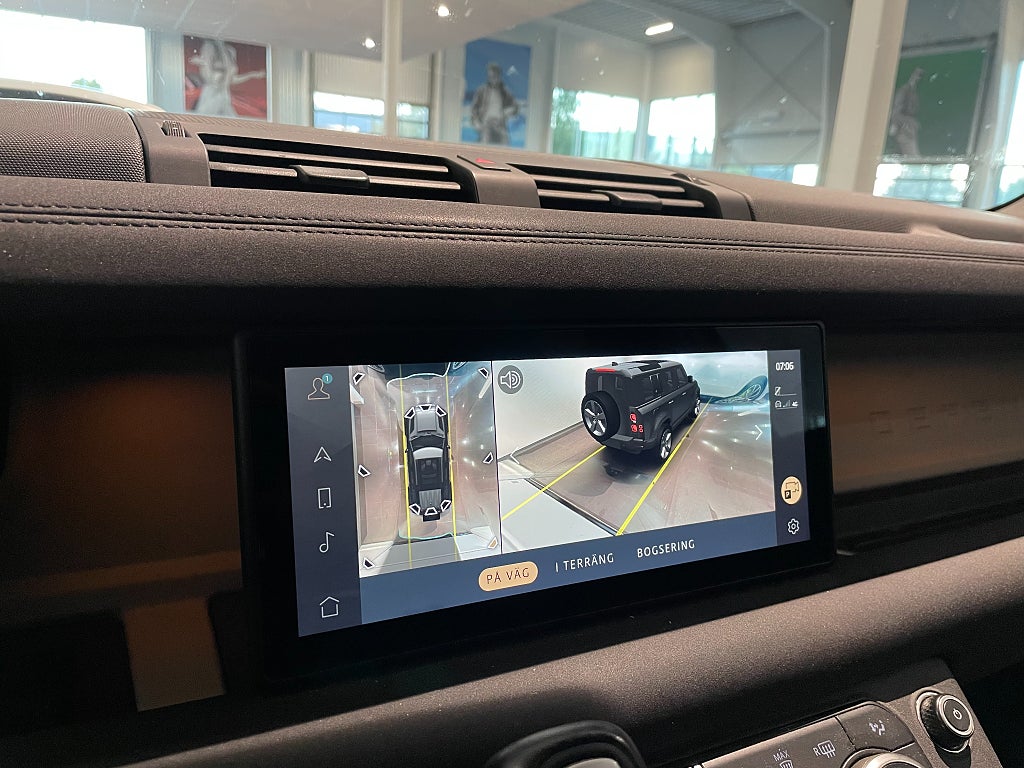 Land Rover Defender 2020 - miniatyr 16