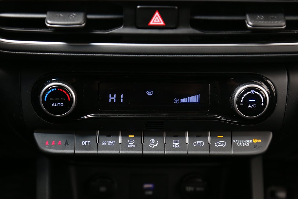Hyundai Kona Hybrid 1,6 GDi 141hk HEV 6DCT Essential Tvåtons-Lack 2021
