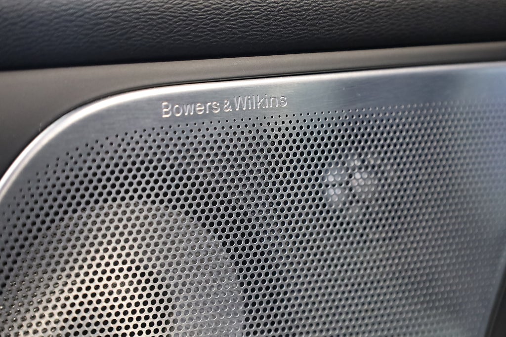Volvo V60 B4 Geartronic R-Design B&W Navi Kamera VOC CarPlay