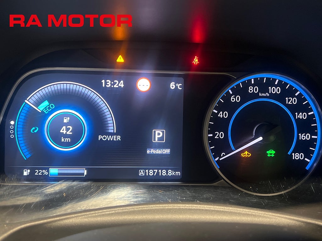 Nissan Leaf 40 kWh 150hk Acenta | Backkamera | Rattvärme | Moms 2022