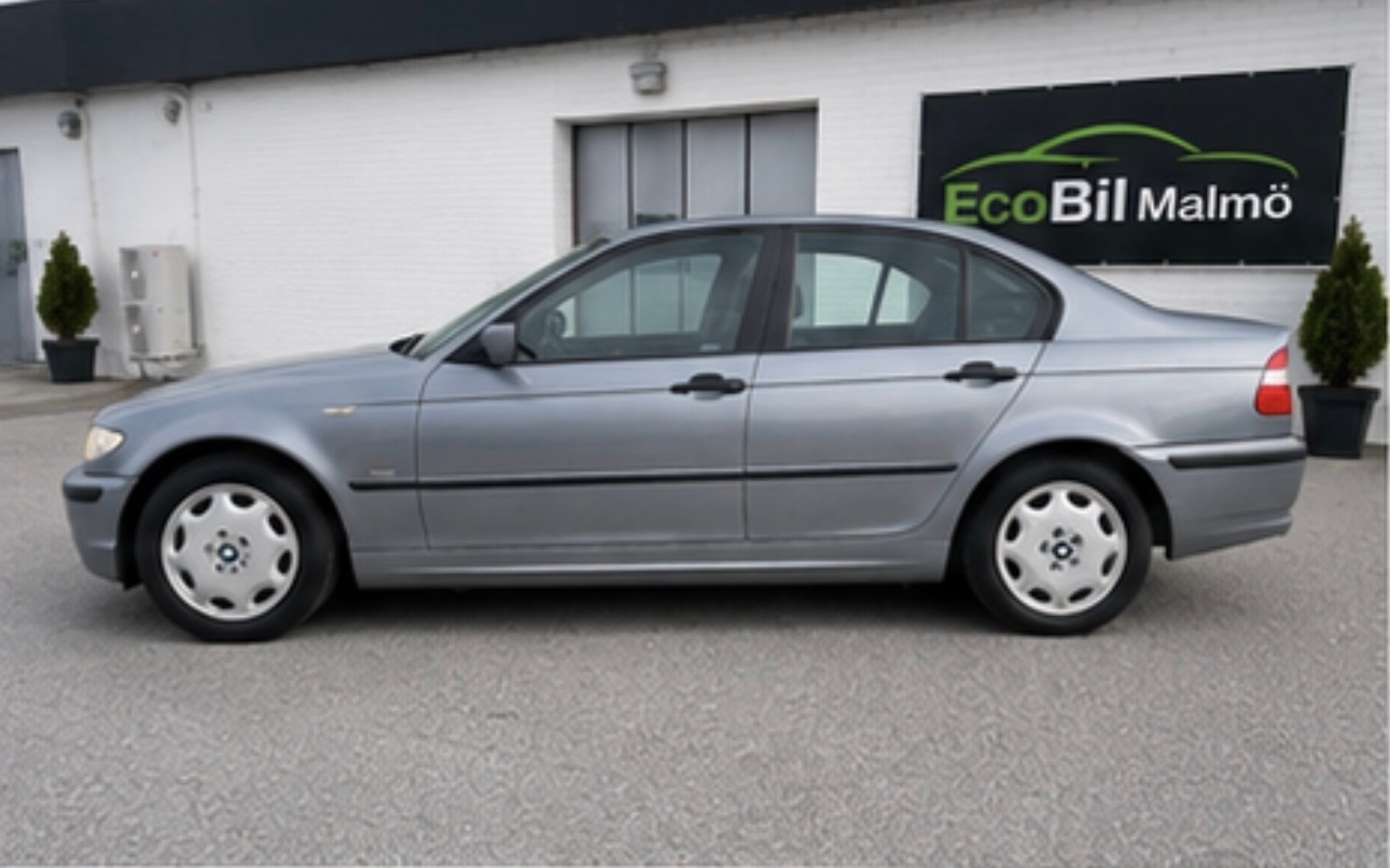BMW 318 i Sedan Euro 3 2003, photo 2/47