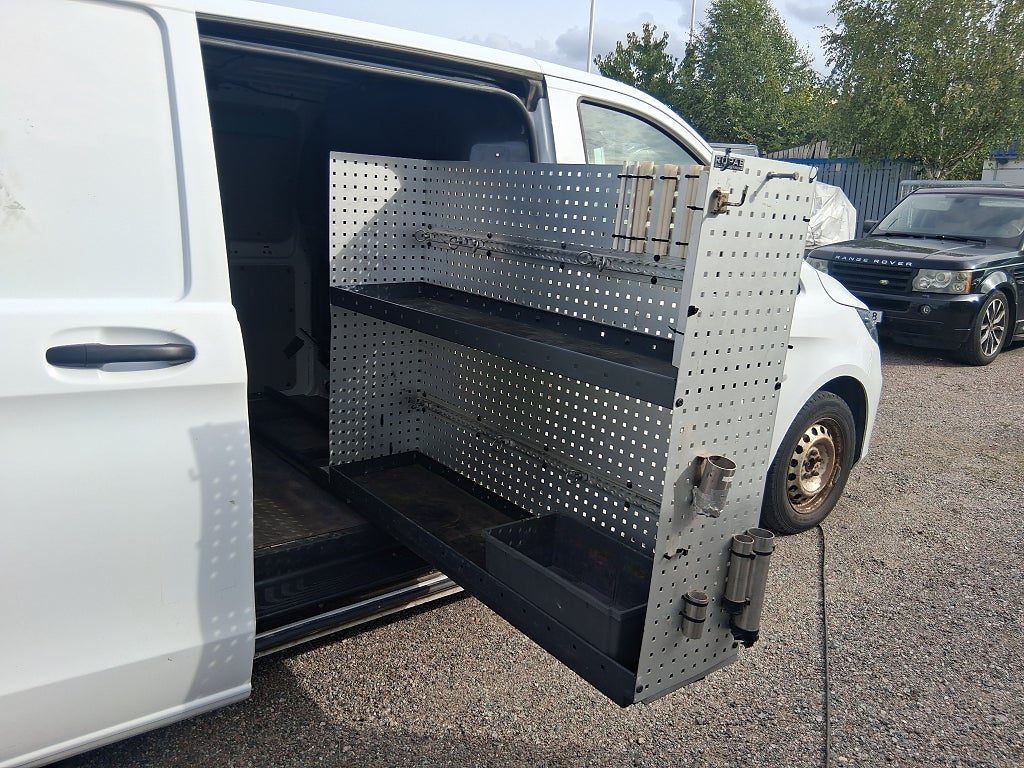 Mercedes-Benz Vito 116 CDI Auto Inredning