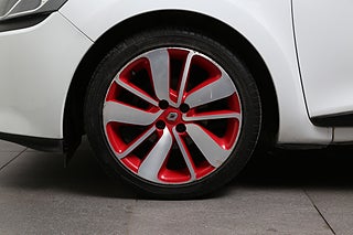 Halvkombi Renault Clio 7 av 25