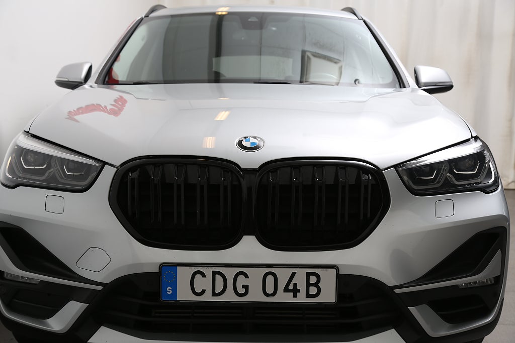 BMW X1 xDrive25e Plug-in xLine Aut Navi Kamera Drag