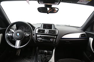 Halvkombi BMW 118I 17 av 24