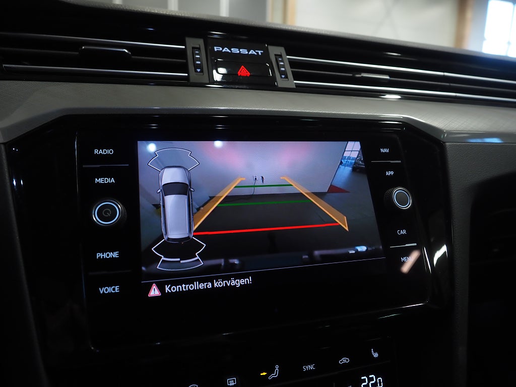 Volkswagen Passat SC 1.5 TSI 150hk DSG |Cockpit|Dynaudio|Drag|Värmare| 2022