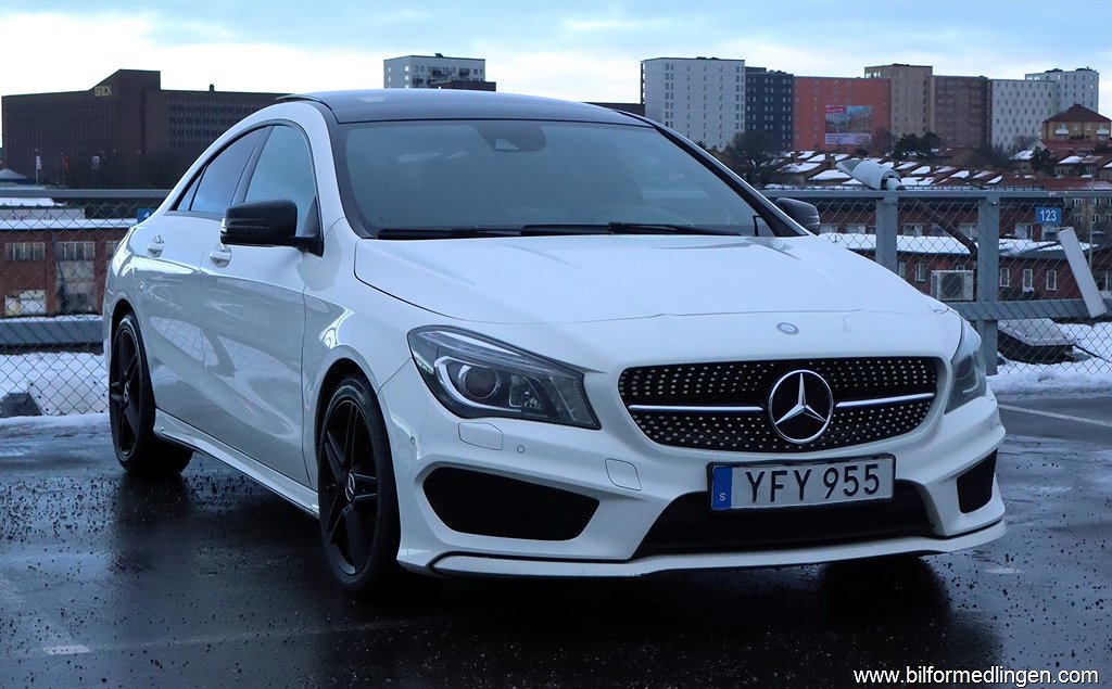 Mercedes-Benz CLA 220 d CLA AMG Sport Panorama S/V-hjul