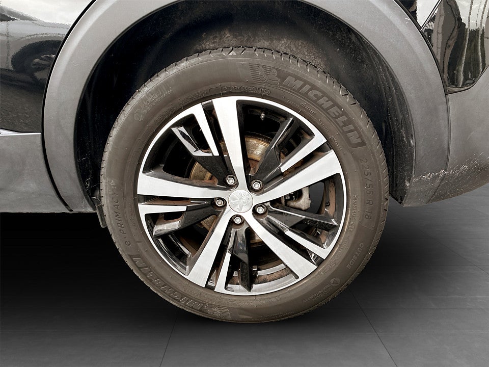 Bild på Peugeot 5008 GT 1.2 PT 130hk Aut 7-SITS B-KAMERA