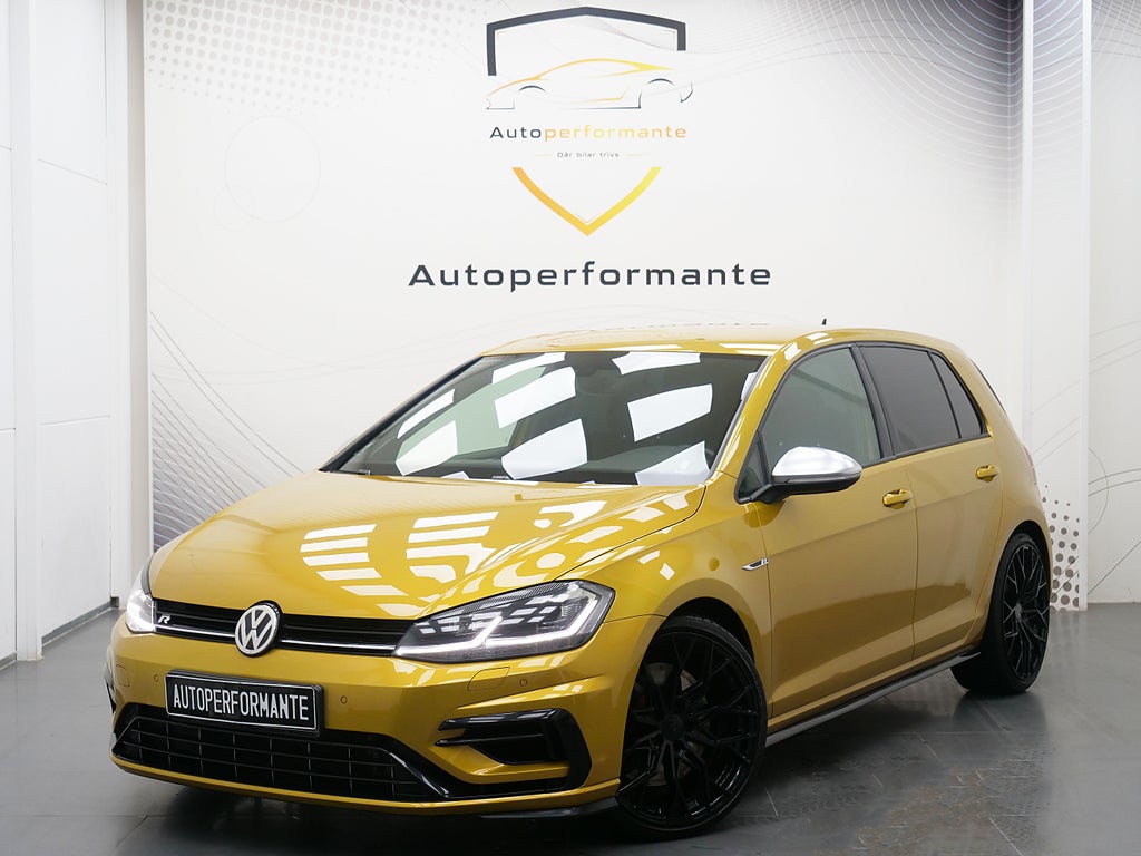 Volkswagen Golf R 2.0 TSI 4M Dynaudio Cockpit Facelift 310 (-) - Bytbil.com