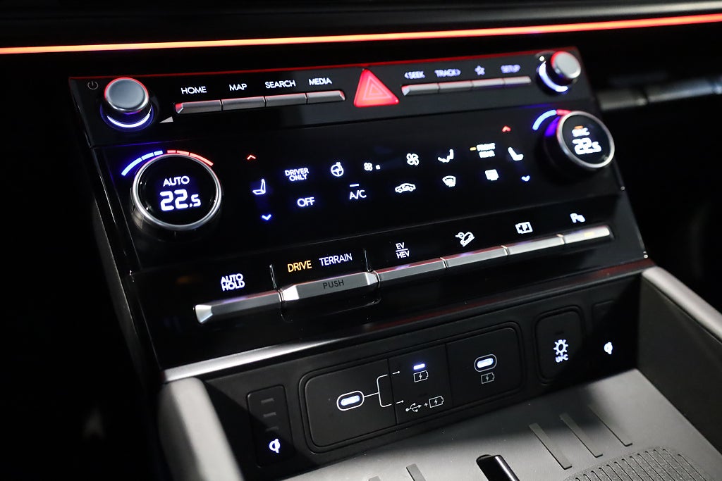 Hyundai Santa Fe PHEV Calligraphy 4WD Navi 360° Head-up Leasbar Läder