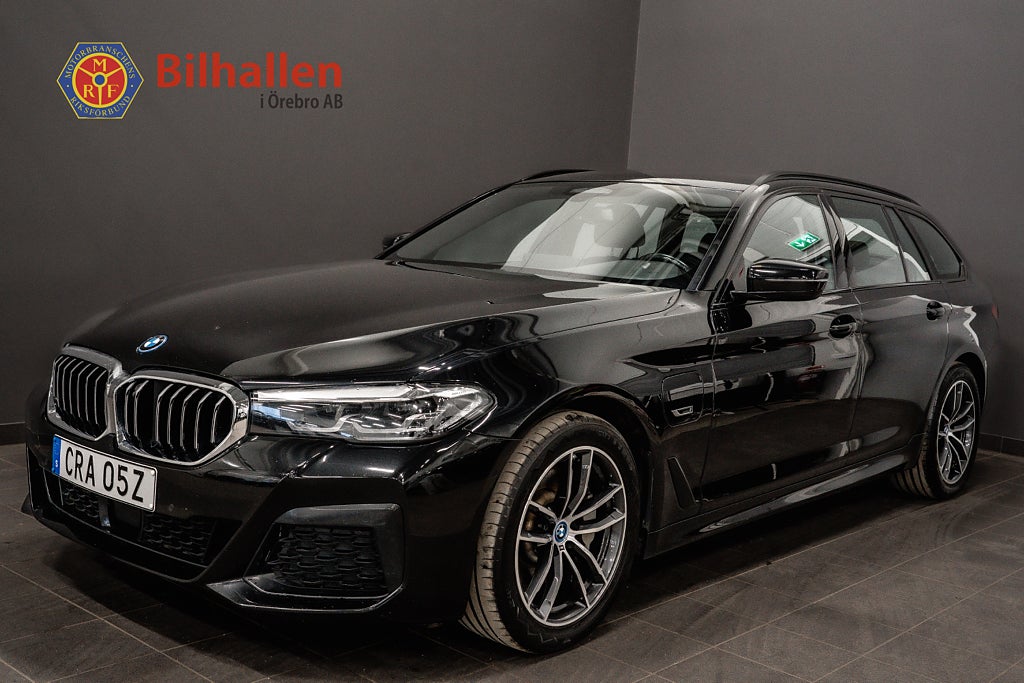 BMW 530e xDrive Touring M Sport Kamera Navigation Skinn MOMS