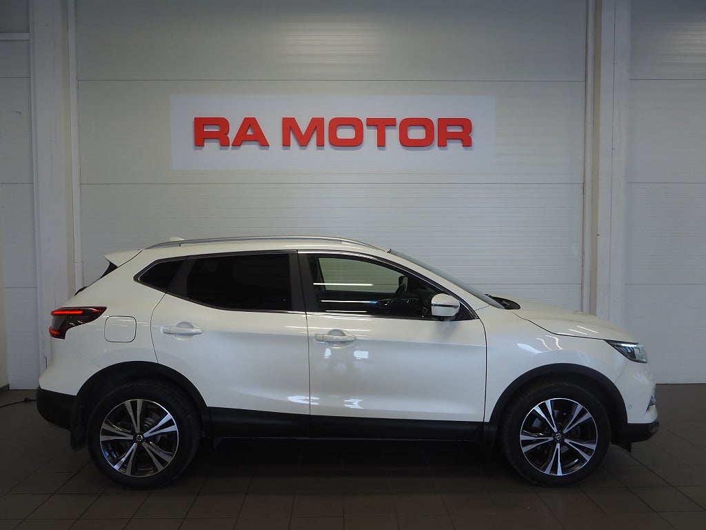 Nissan Qashqai 1.3 DIG-T DCT 160hk Tekna Drag M-Värmare 360° Navi 2020