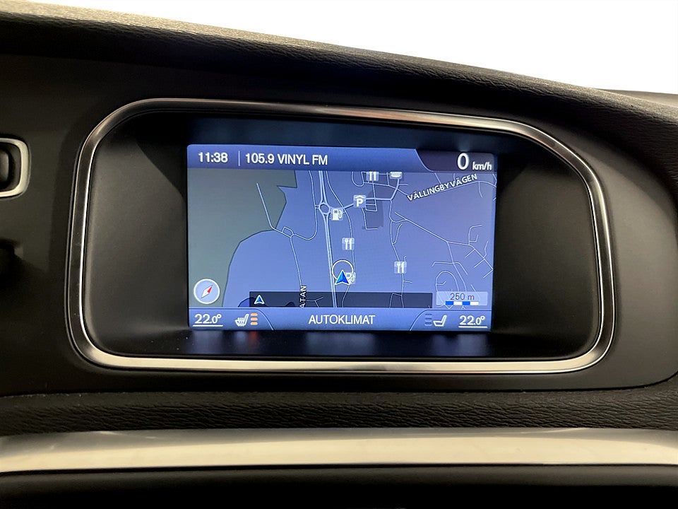 Bild på Volvo V40 Cross Country Momentum D2 115hk - B-KAMERA, VOC & NAVI