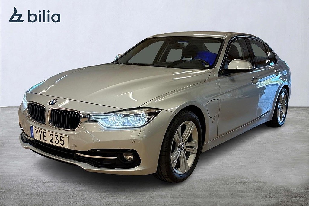 BMW 330e Sedan Steptronic Sport line 252hk