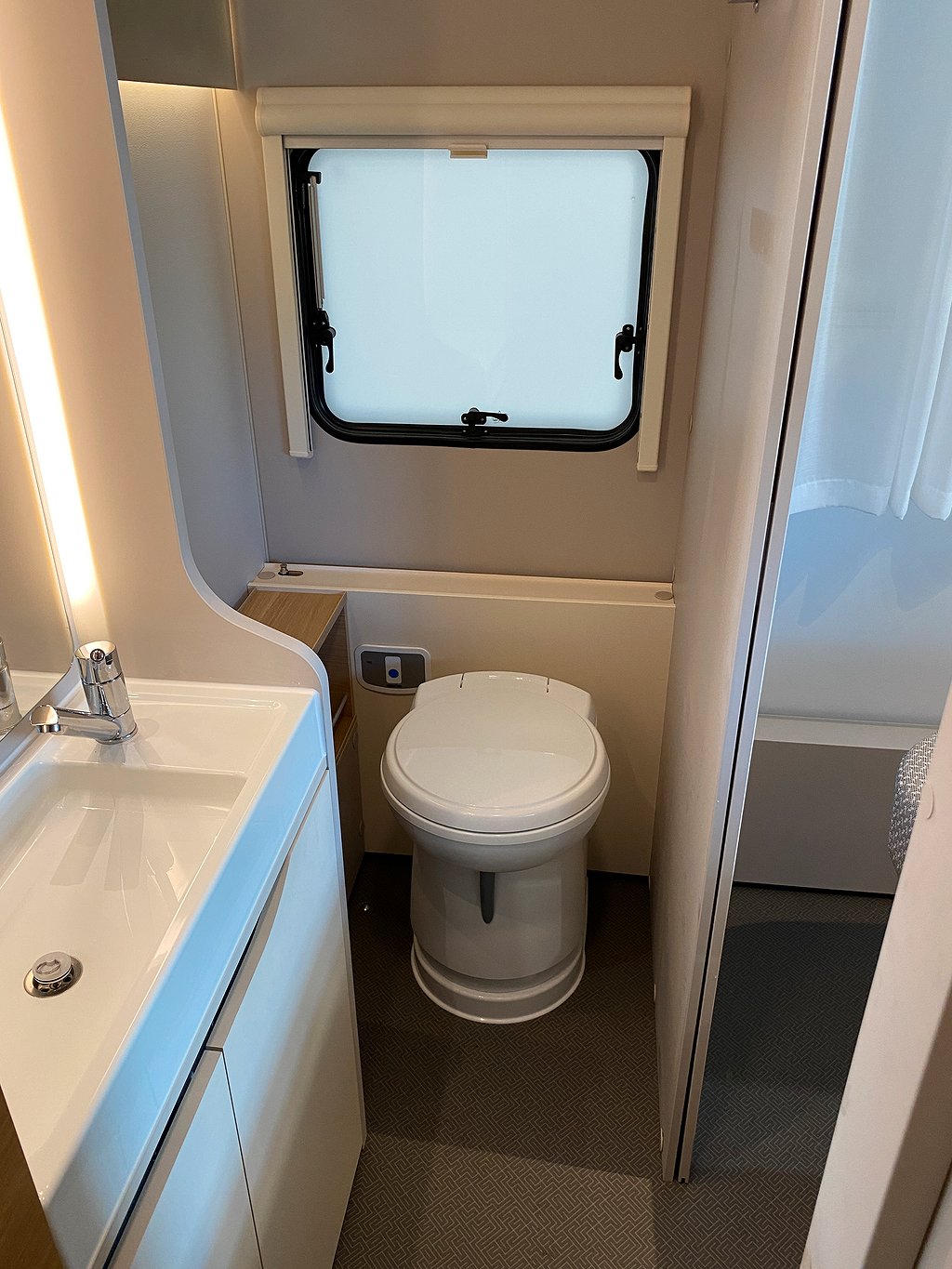 Adria Adora 613 UT / Kampanj / 2.488kr/mån / Vi tar inbyte - Adria