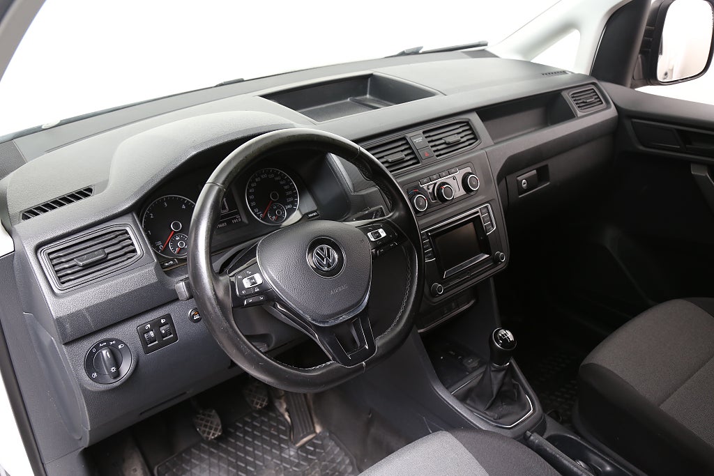 Volkswagen Caddy Maxi Van 2,0 TDI 102hk Skåp P-Värmare Drag Leasbar 2019