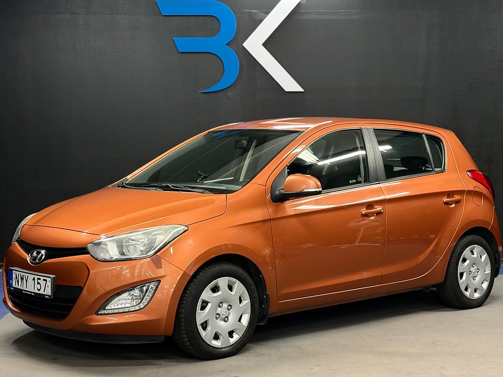 Hyundai i20 5-dörrar 1.2 Premium| P-Sensorer| Kamkedja | 84hk