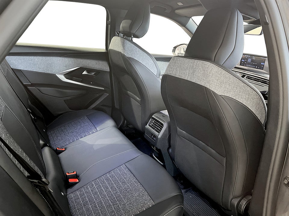 Bild på Peugeot 3008 Allure Hybrid 145hk Aut B-KAMERA CARPLAY