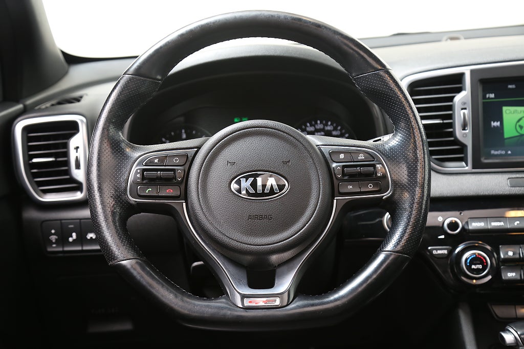 Kia Sportage 2,0 CRDi 185hk GT-Line AWD Panorama Skinn Motorv Drag 2016
