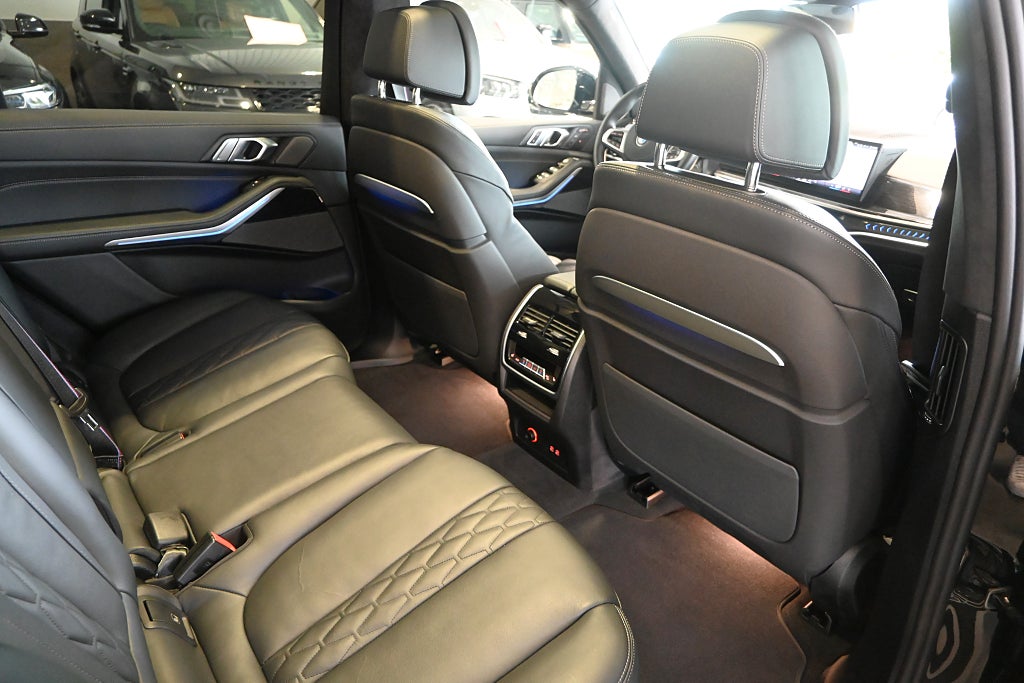 BMW X7 2025 - miniatyr 13