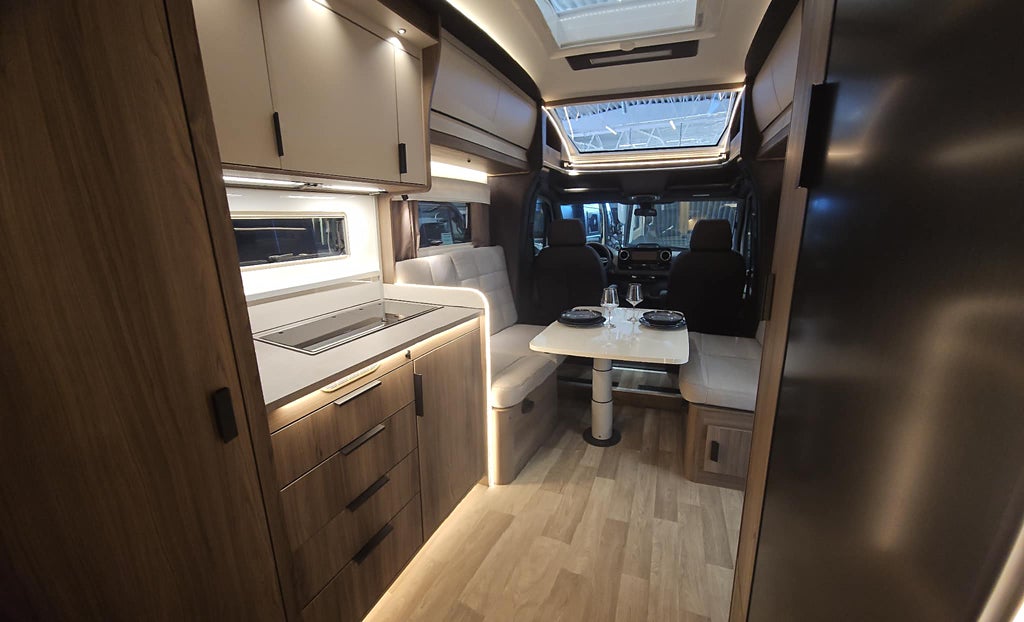 Kabe TM Novum Royal C 720 LXL *Utförsäljning demofordon*