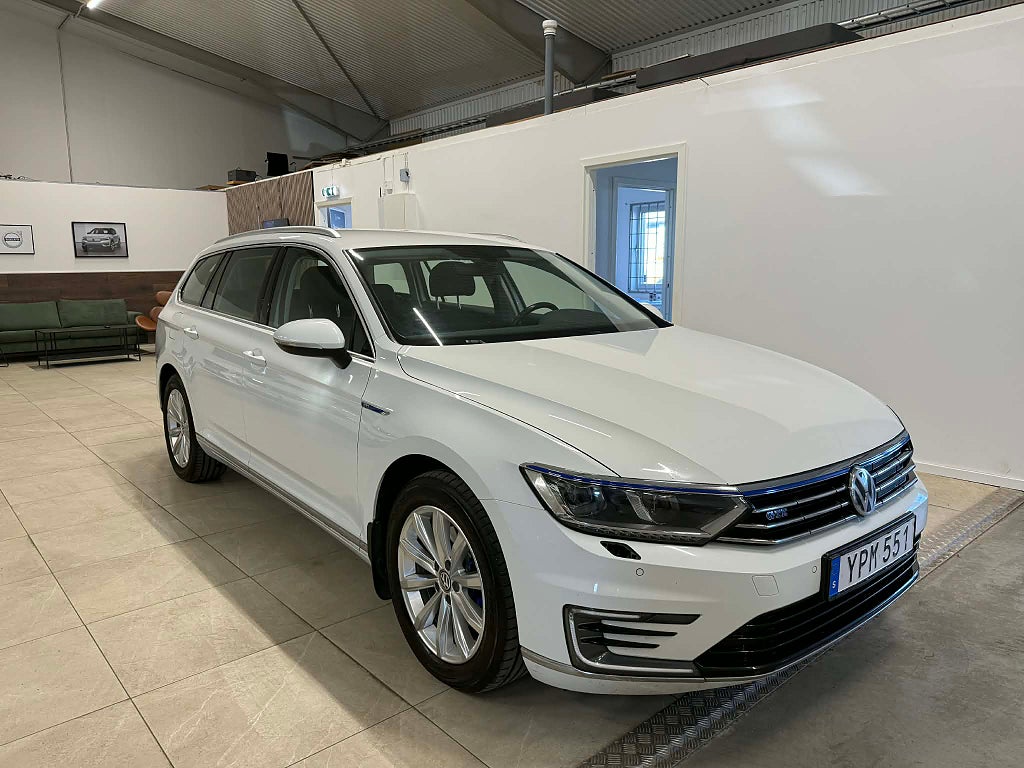 Volkswagen Passat Variant GTE 1.4 TSI / Toppskick / Hybrid 