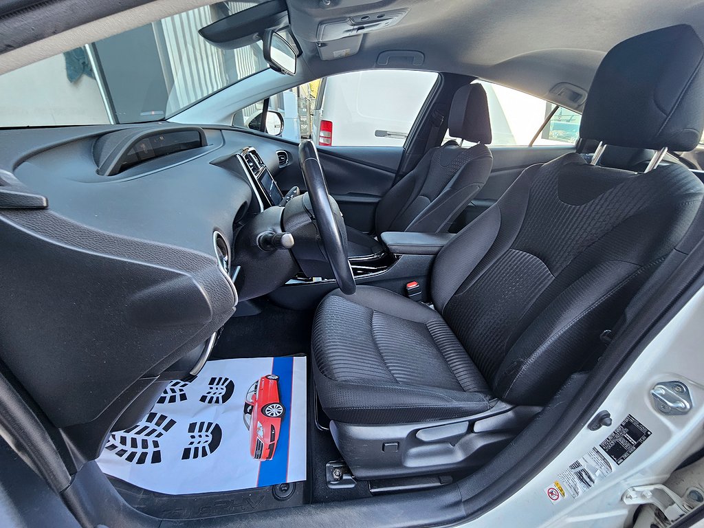 Toyota Prius Plug-in Hybrid 1.8 VVT-i Plug-in CVT, 123hk, 2019