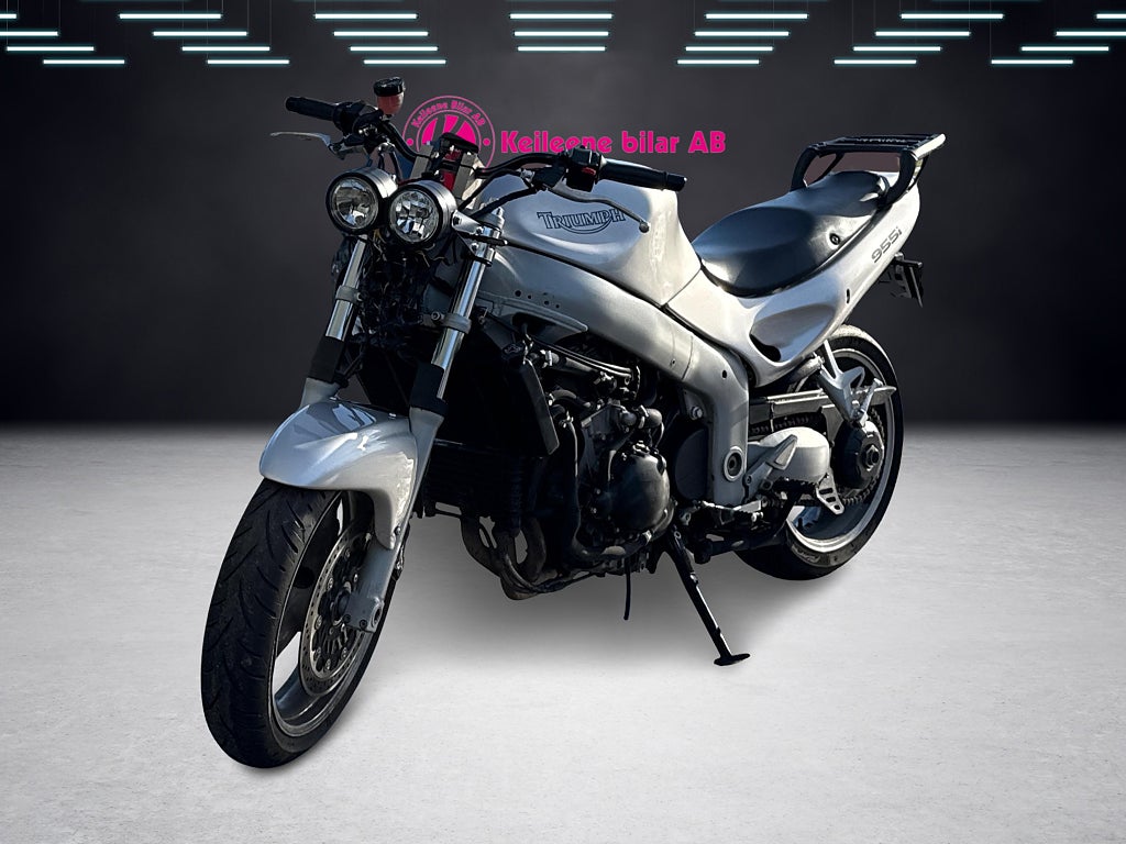 Triumph Sprint St 240Hk